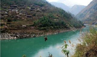 张家界溜索 张家界溜索