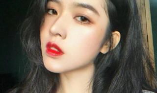 跟女孩子聊什么话题